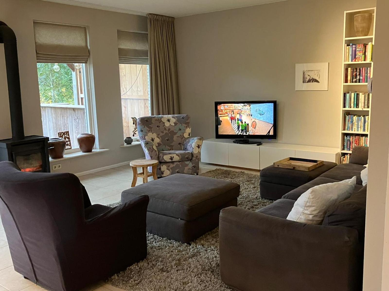Appartement Ossegang Uithuizen ภายนอก รูปภาพ